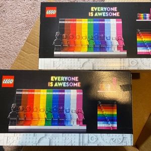 Two - Lego Everyone is Awesome Building Sets - 40516 Brand New in Boxes - Pride